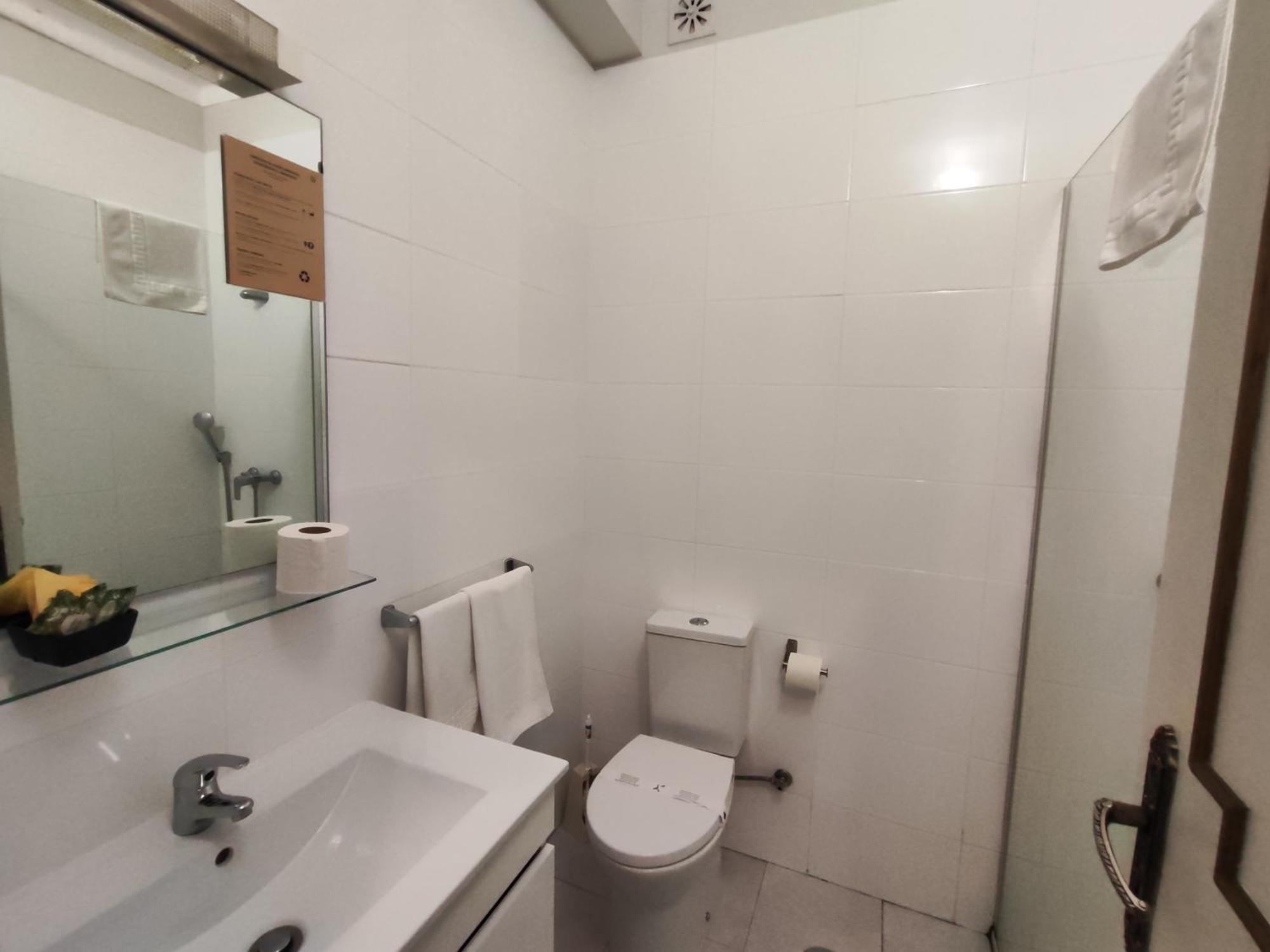Guest house Residencial Centro Comercial Avenida Bragashopping